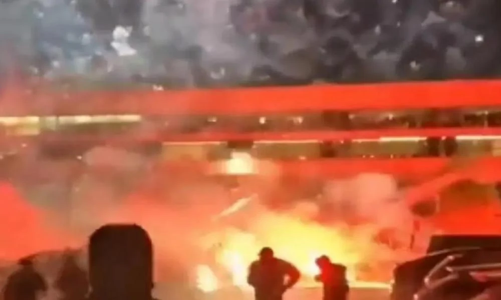 Γαλλία: Συμπλοκές με βεγγαλικά ανάμεσα σε χούλιγκαν και αστυνομικούς
